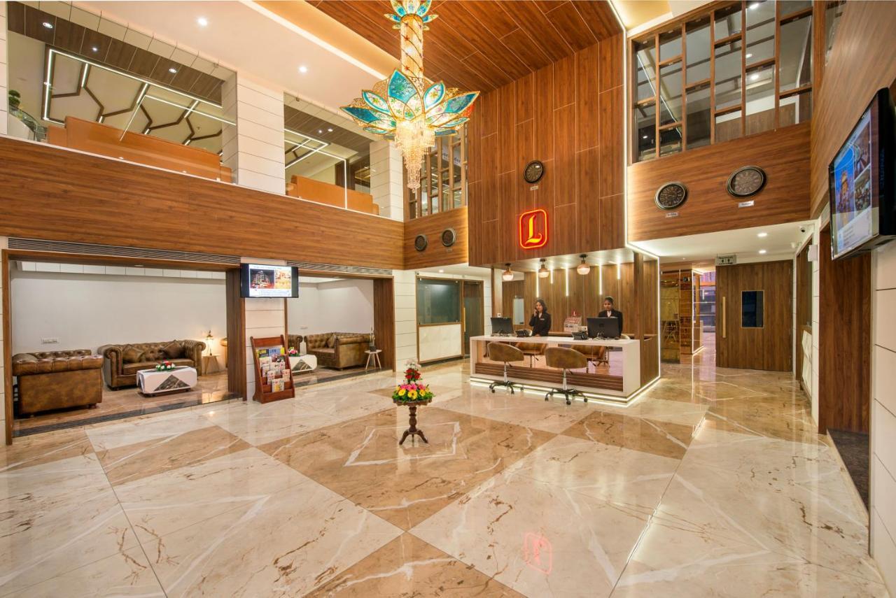 Lords Eco Inn Morbi ภายนอก รูปภาพ