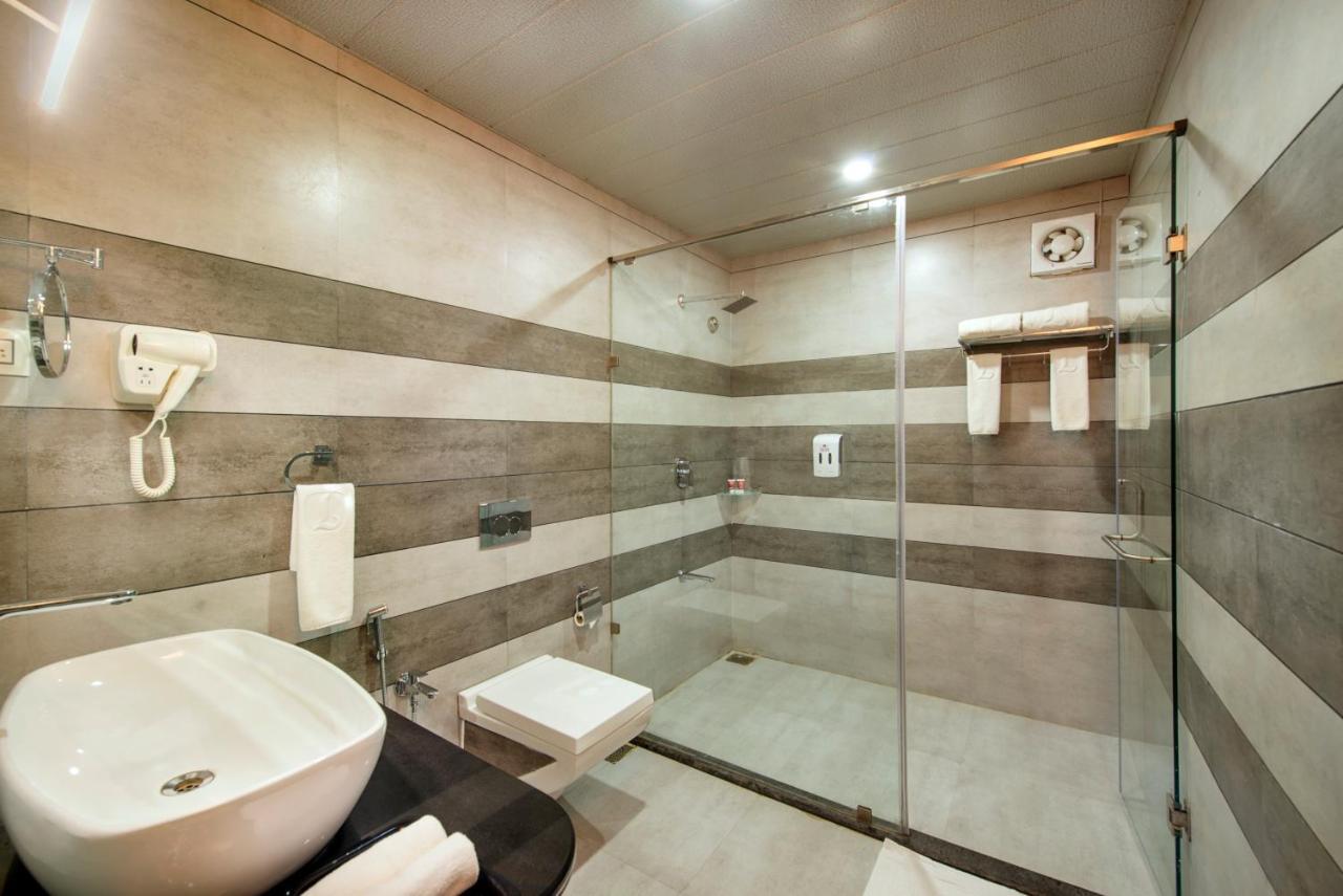 Lords Eco Inn Morbi ภายนอก รูปภาพ